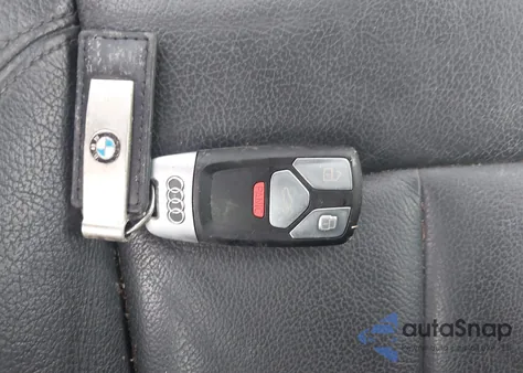 2018 Audi A4 2.0T Premium/2.0T Tech Premium из США, поврежденный, VIN WAUENAF41JN019665